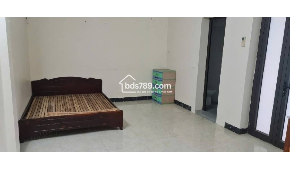 BÁN NHÀ LA NỘI - XÂY CHẮC CHẮN - Ô TÔ TẢI TRÁNH NHAU - KINH DOANH SẦM UẤT - HÀNG XÓM KĐT - GẦN TRƯỜNG CHỢ - 90 M2 6.5 M2 GIÁ CHỈ 27 TỶ